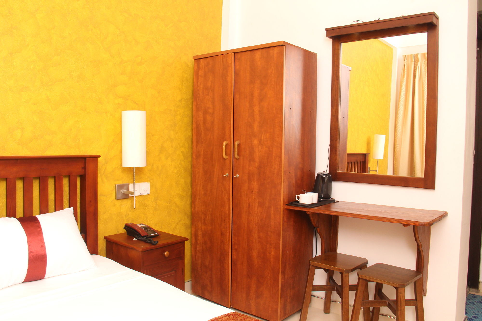 Zendara Hotel Negombo Eksteriør bilde